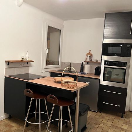 Agreable Maison De Village Avec Terrasse Vinca Екстериор снимка