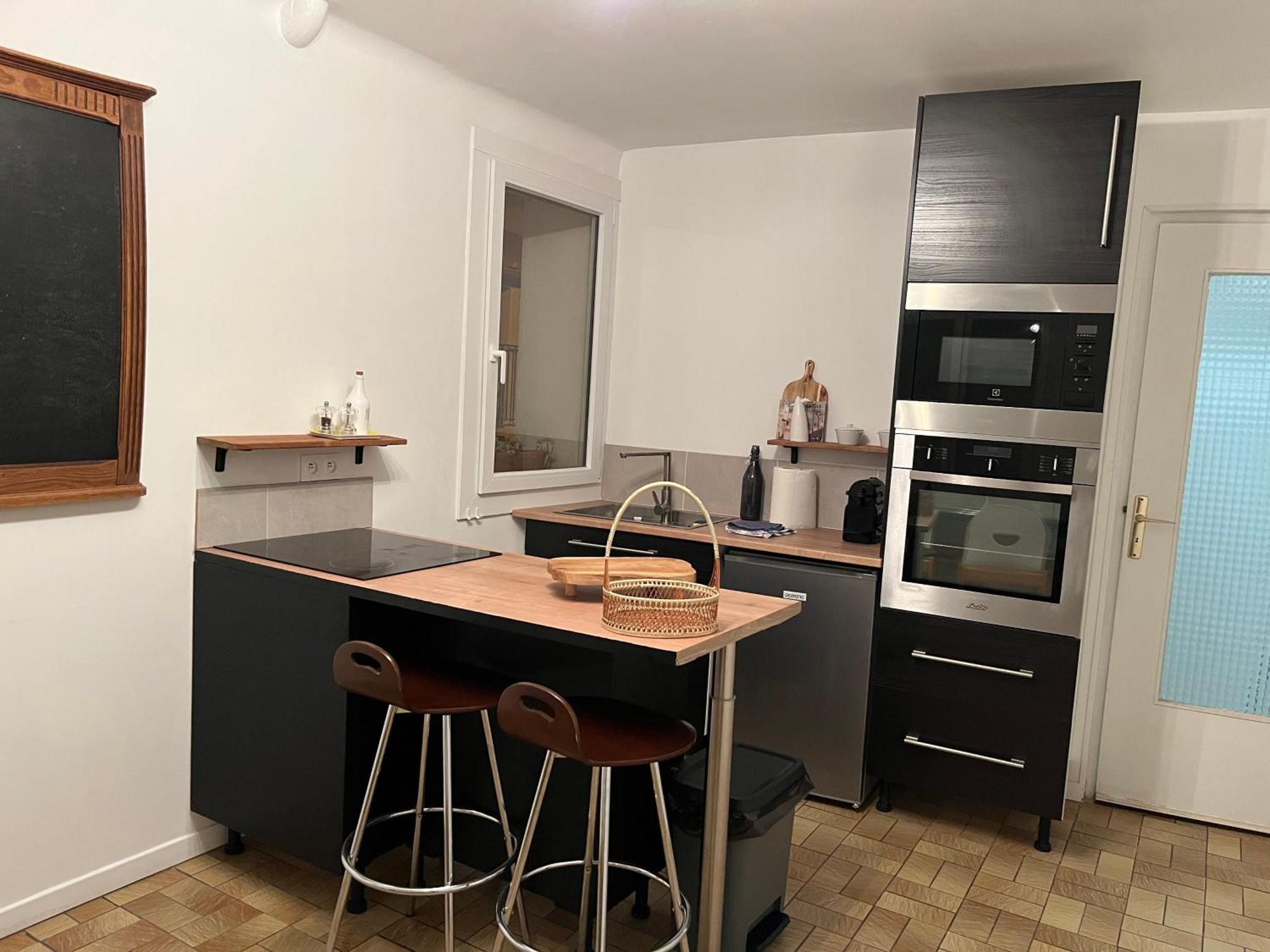 Agreable Maison De Village Avec Terrasse Vinca Екстериор снимка